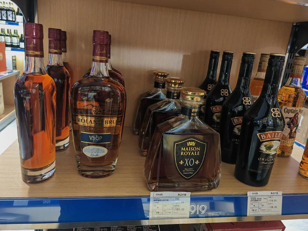 酒類直供 低價優質保真，品味茅臺、五糧液、洋河經典海味